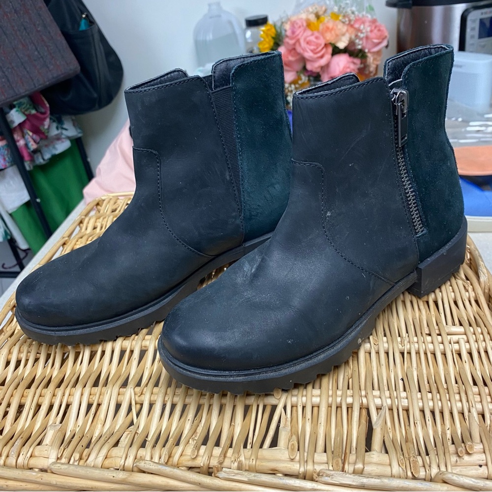 Sorel Emilie ll Zip Waterproof Booties Black Size 6 - Picture 3 of 9
